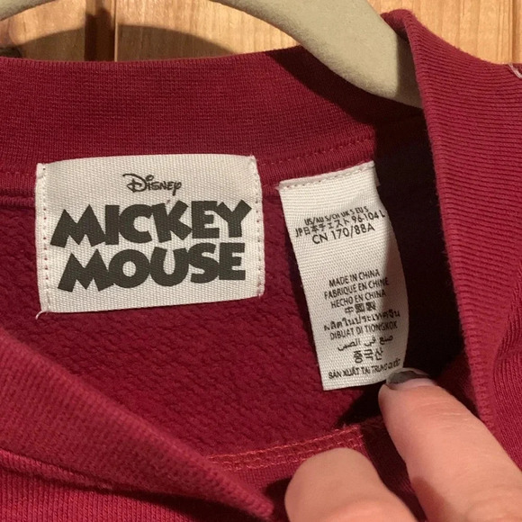 ‼️DISNEY sweatershirt‼️ - Picture 2 of 9